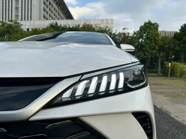 BYD Qin PLUS — Фото автомобиля 11
