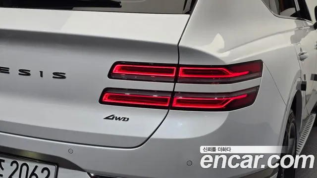 Genesis GV80 — Фото автомобиля 8