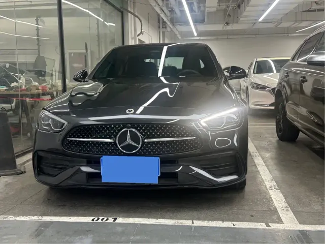 Mercedes-Benz C-Class — Фото автомобиля 2