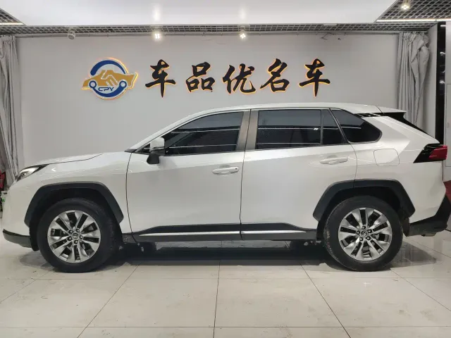 Toyota Wildlander — Фото автомобиля 4
