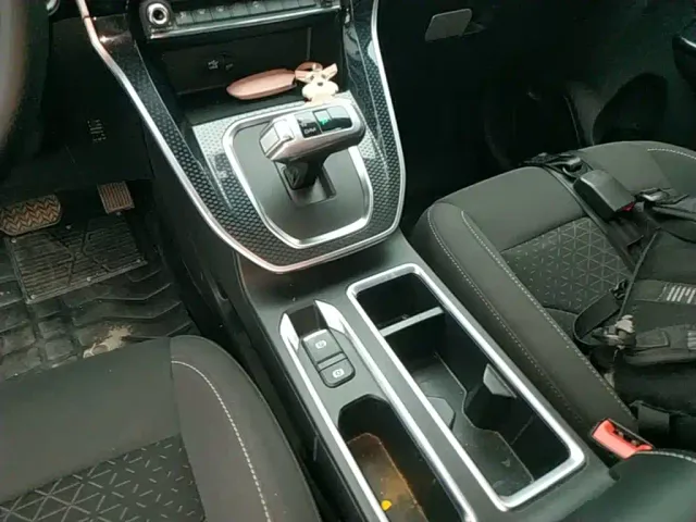 Haval M6 — Фото автомобиля 13
