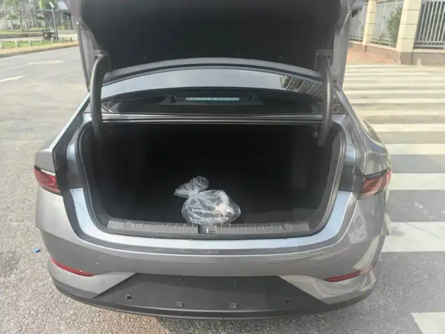 BYD Qin PLUS — Фото автомобиля 9