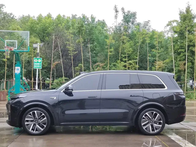 Li Auto L9 — Фото автомобиля 7