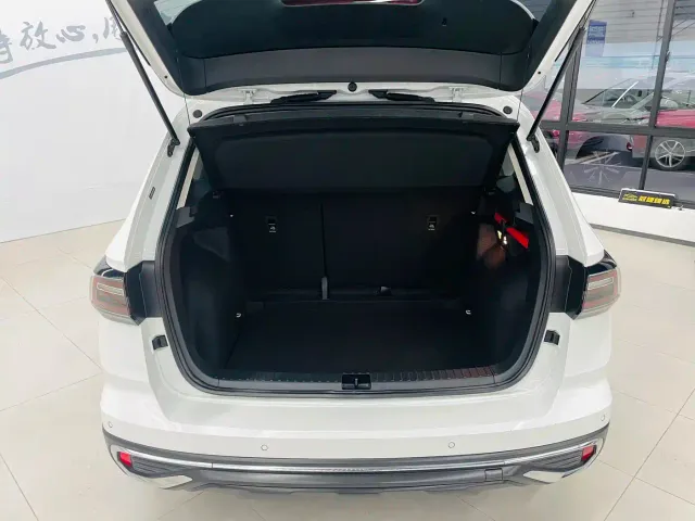 Volkswagen Tharu — Фото автомобиля 15
