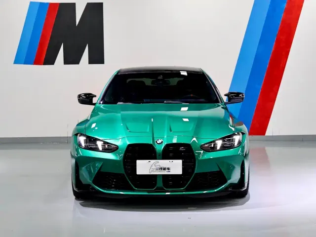 BMW M4 — Фото автомобиля 2