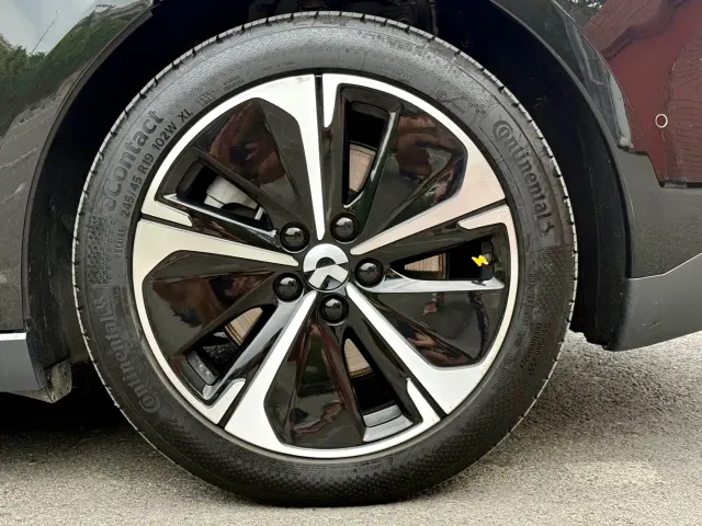 Nio ET5 Touring — Фото автомобиля 13