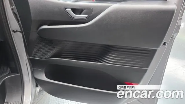 Hyundai Staria — Фото автомобиля 14