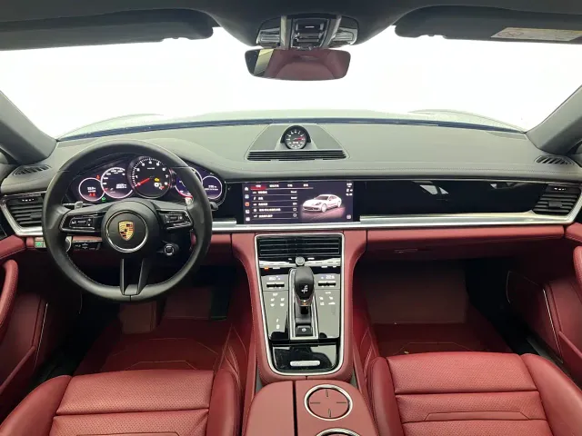 Porsche Panamera — Фото автомобиля 16