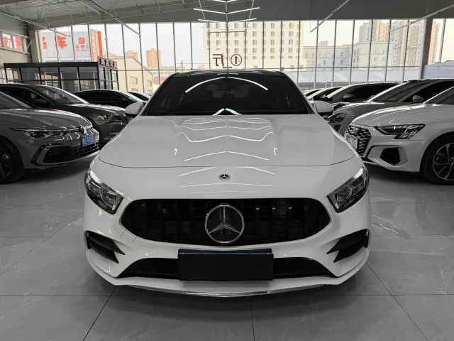 Mercedes-Benz A-Class — Фото автомобиля 2