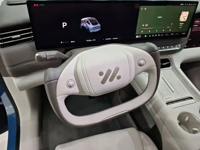 IM Motors LS6 — Фото автомобиля 10