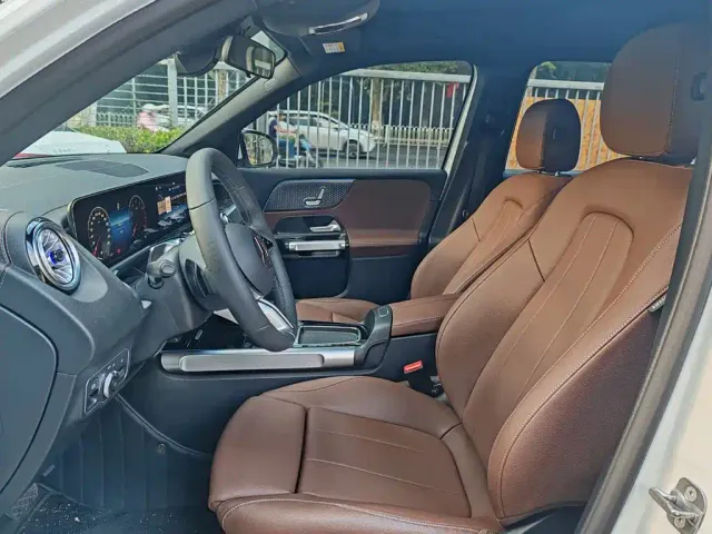 Mercedes-Benz GLB-Class — Фото автомобиля 12