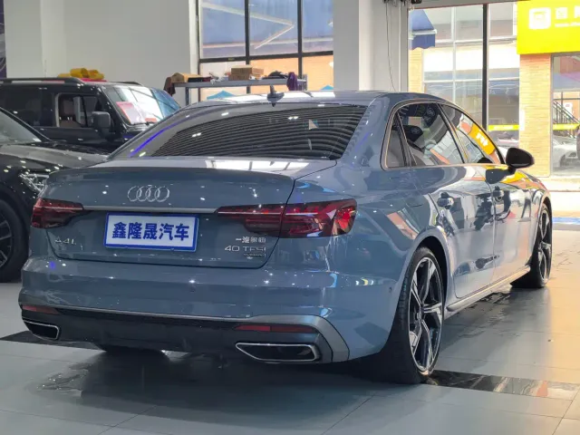 Audi A4L — Фото автомобиля 15