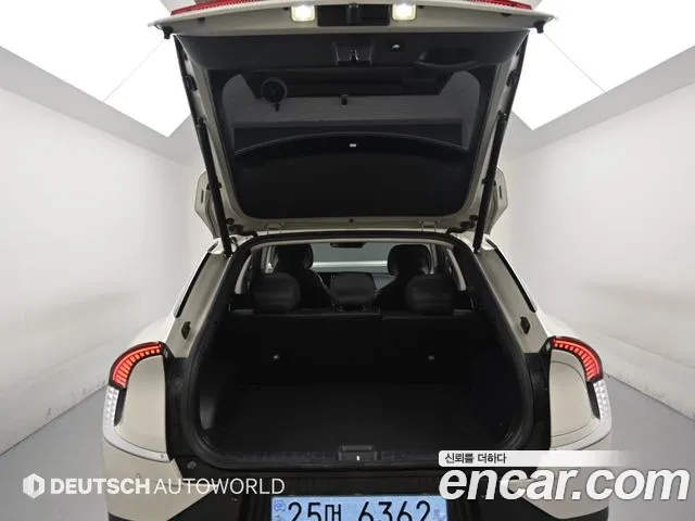 Kia EV6 — Фото автомобиля 19