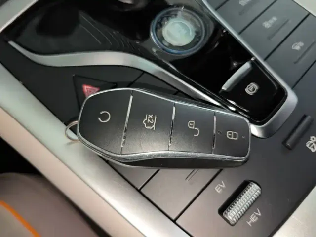 BYD Song Pro — Фото автомобиля 8