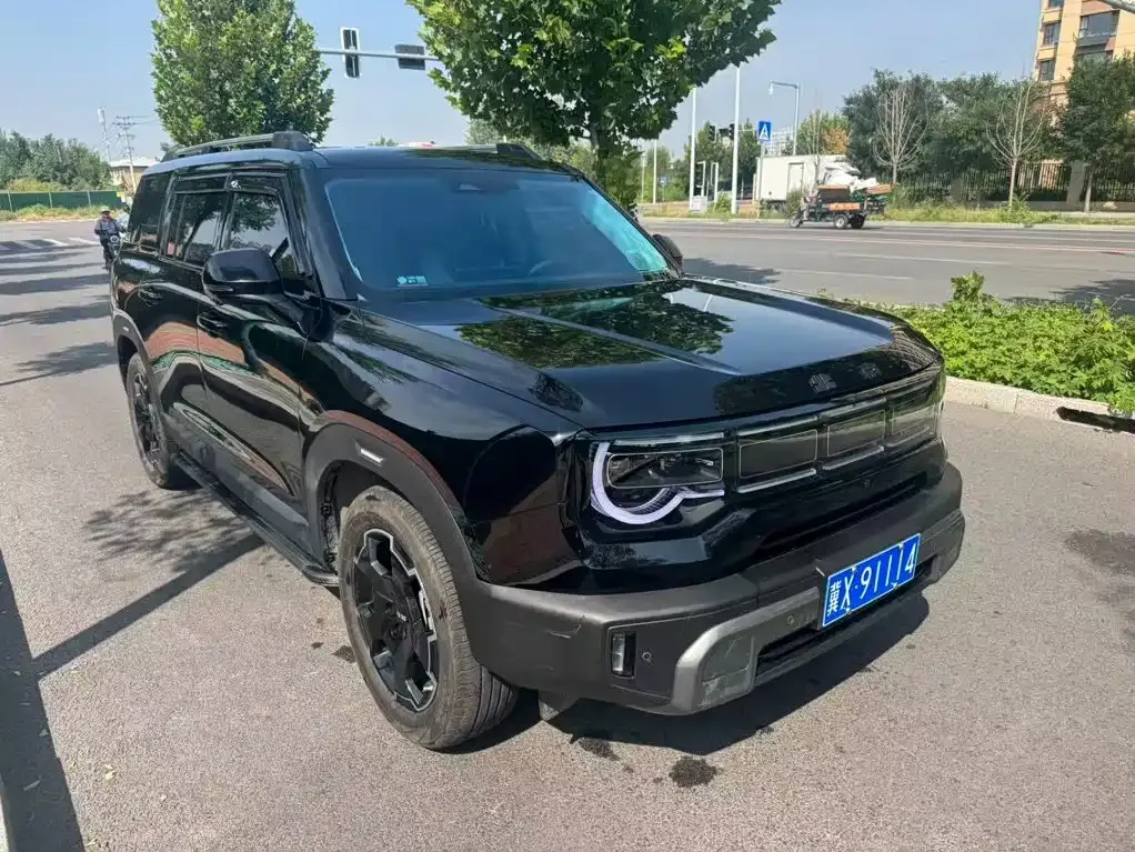 BAIC ORV Beijing Off-Road BJ30 2024 1.5T Magic Core Electric Drive Advanced Edition — Фото автомобиля 3