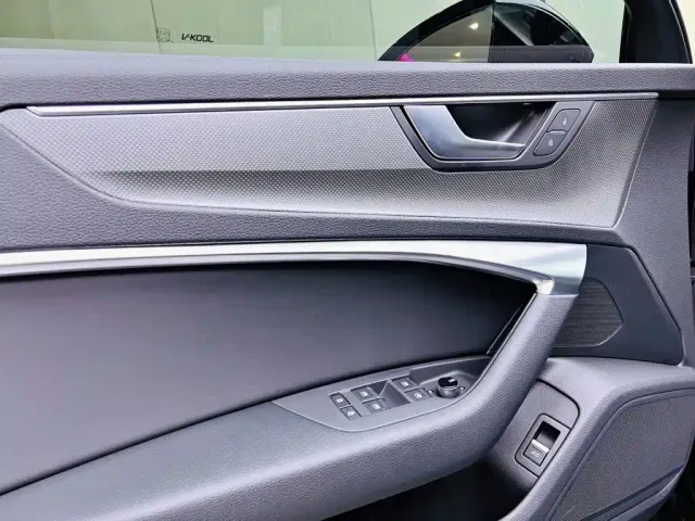 Audi A6L — Фото автомобиля 11