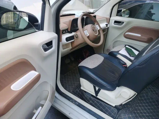 Wuling Hongguang Mini EV — Фото автомобиля 12