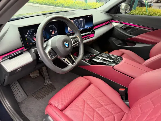 BMW 5 Series — Фото автомобиля 8
