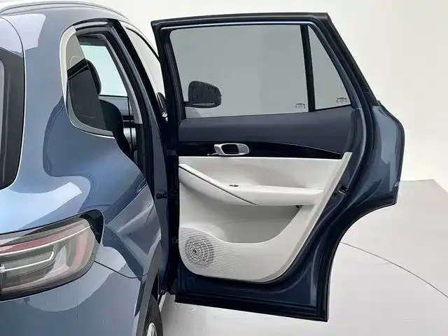 Geely Galaxy E5 — Фото автомобиля 9