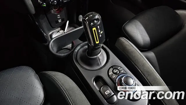 MINI Cooper Cooper Electric — Фото автомобиля 8