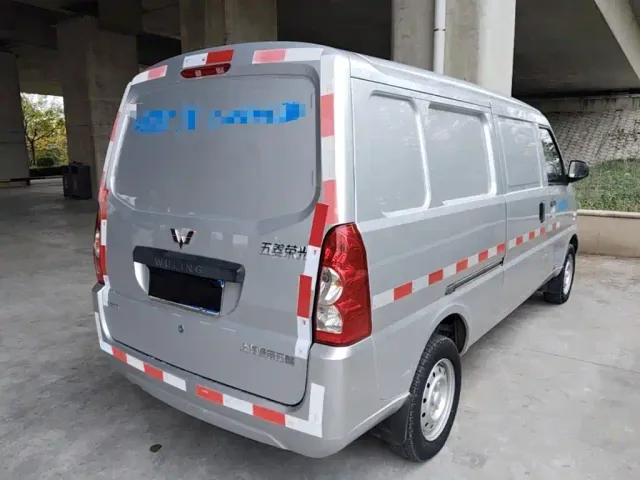 Wuling Rongguang — Фото автомобиля 6