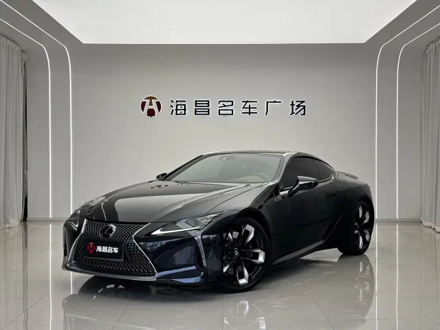 Фотография автомобиля — Lexus LC