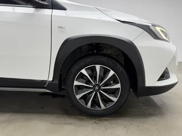Toyota YARiS L Zhi Xuan — Фото автомобиля 26