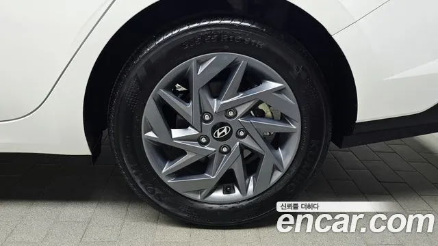 Hyundai Avante — Фото автомобиля 6