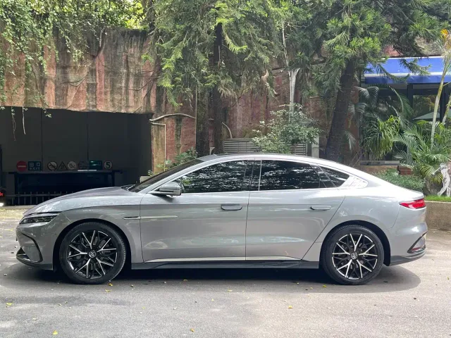 BYD Han — Фото автомобиля 14