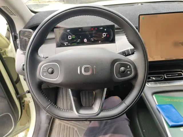 Changan Qiyuan Q05 — Фото автомобиля 11