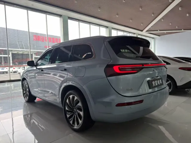 Aito M7 — Фото автомобиля 8