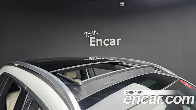 Mercedes-Benz EQB — Фото автомобиля 30