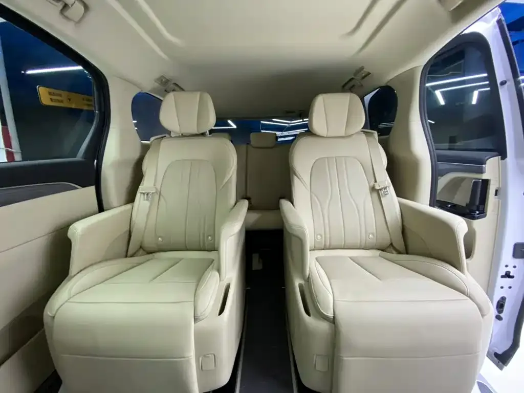 Buick Buick GL8 New Energy 2025 Land Honor Premium Edition 7-Seater — Фото автомобиля 23