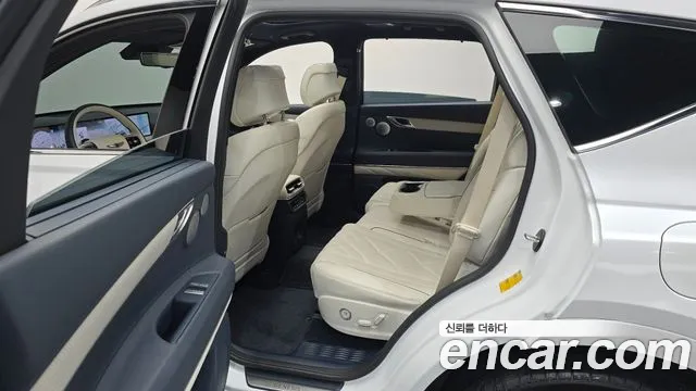Genesis GV80 — Фото автомобиля 11