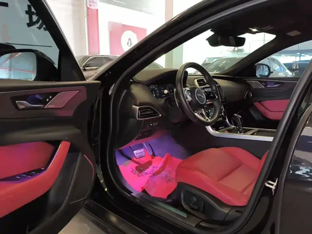 Jaguar XEL — Фото автомобиля 15