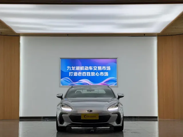 Subaru BRZ — Фото автомобиля 3