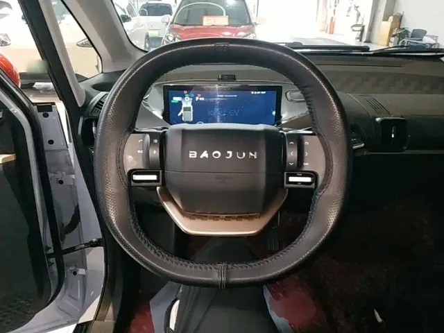 Baojun KiWi EV — Фото автомобиля 10