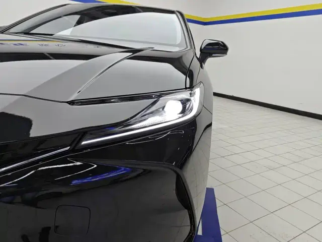 Toyota Camry — Фото автомобиля 5