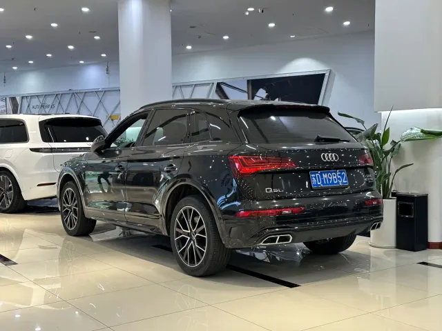 Audi Q5L — Фото автомобиля 8