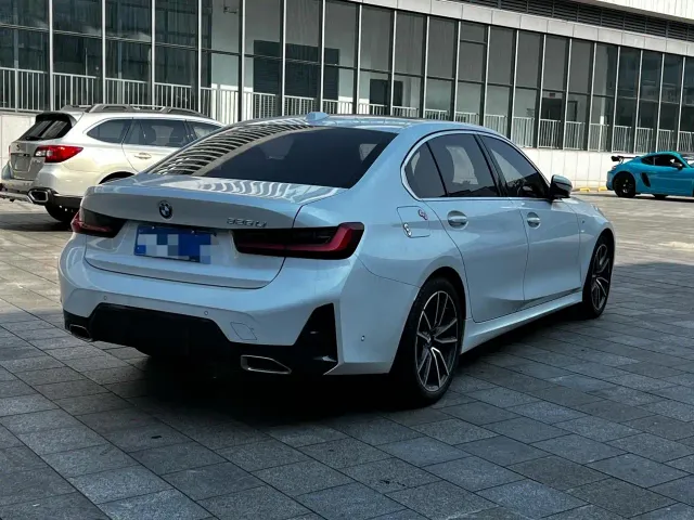 BMW 3 Series — Фото автомобиля 12