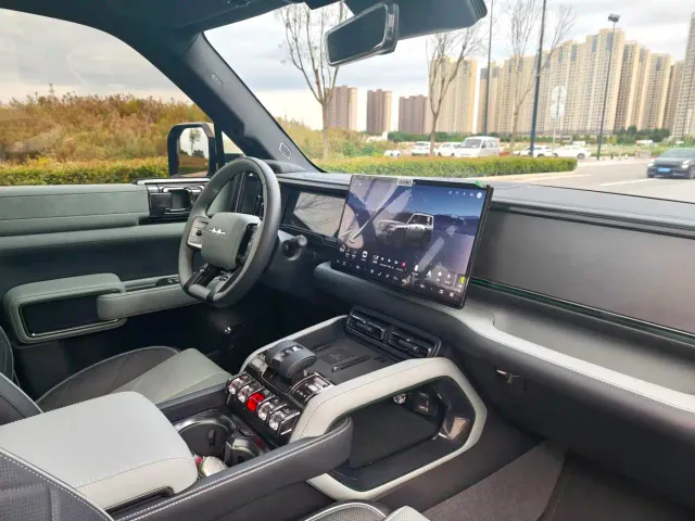 BYD FangChengBao Leopard 5 — Фото автомобиля 16