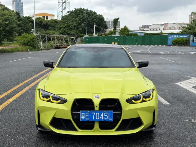 BMW M4 — Фото автомобиля 2