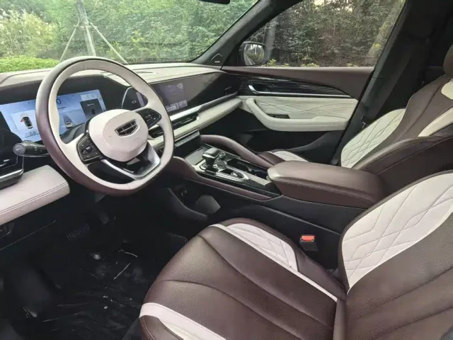 Geely Xingyue L — Фото автомобиля 2