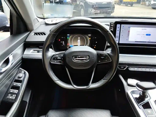 Geely Xingrui — Фото автомобиля 10