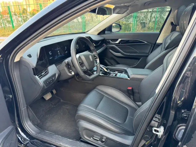 Bestune B70 — Фото автомобиля 7