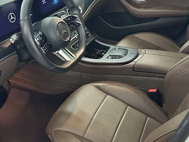Mercedes-Benz E-Class — Фото автомобиля 9