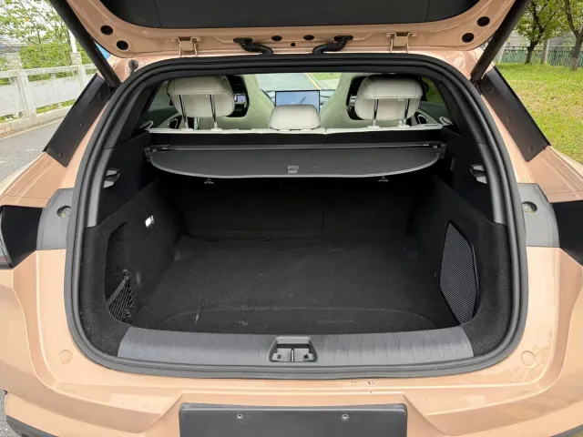 BYD Seal 06 GT — Фото автомобиля 12