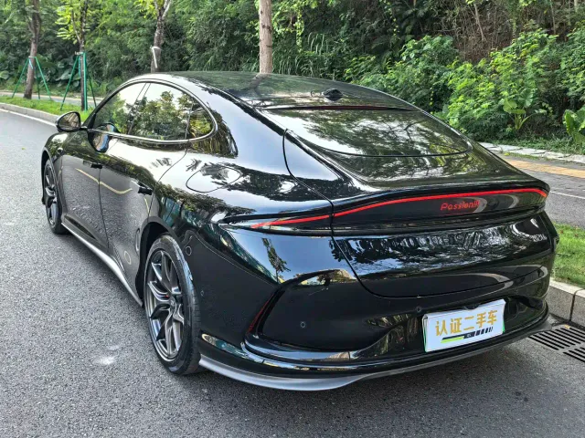 IM Motors L6 — Фото автомобиля 7