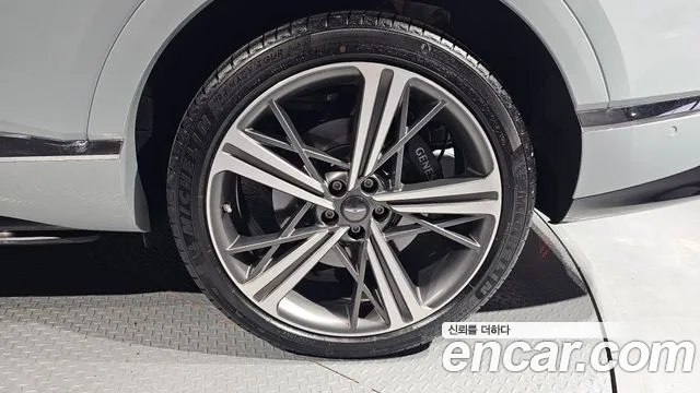 Genesis GV80 — Фото автомобиля 20