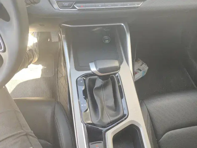 Geely Emgrand — Фото автомобиля 16